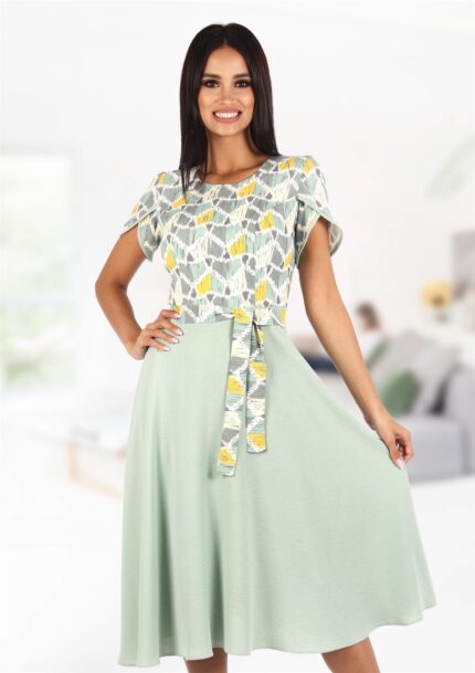 Rochie in clos cu bust imprimat verde pal