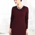 Rochie dreapta mov cu insertii si nasturi decorativi R440i0482