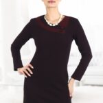 Rochie dreapta mov pruna cu insertii si nasturi decorativi R440i0486
