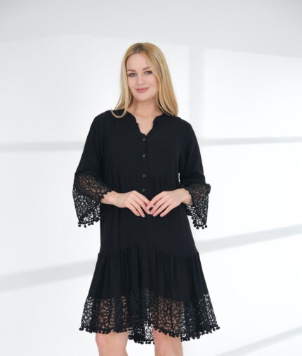 Rochie neagra cu broderie la fusta si maneci 120R162i162